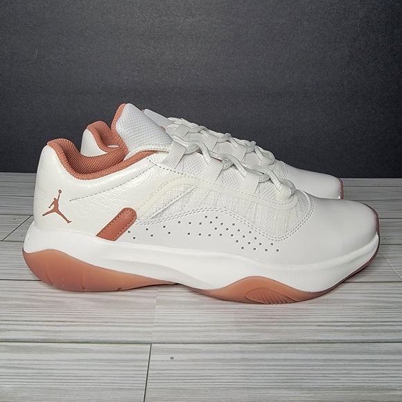 Women's Air Jordan 11 CMFT Low Sail/Sky J Orange Size 8.5 - DV2629 108 - Picture 2 of 11